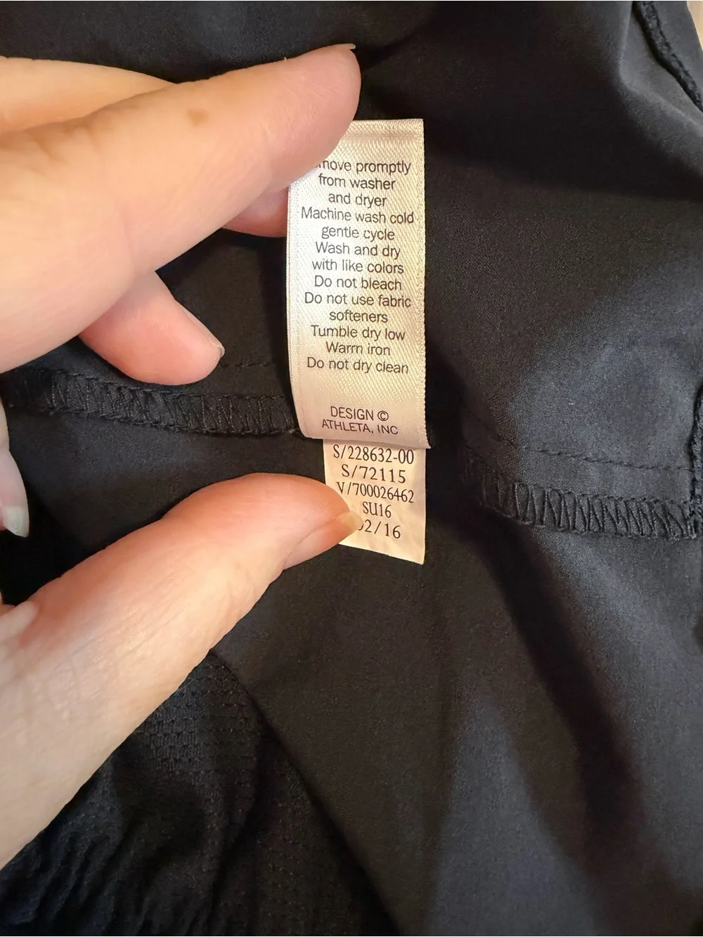 Athleta Sneaky Pleats Skort Black Athletic Tennis Golf Skirt Pockets Size L